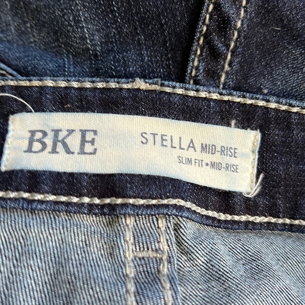 BKE capri pants Stella Midrise slim fit size 24
